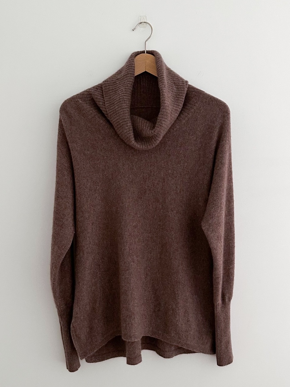 Lusso 100% Cashmere Soft Cocoa Brown Cowl Neck Tunic Sweater Quiet Luxury Size M